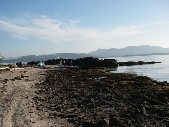 Kayaking Vancouver Island Gulf Islands camp on a spit